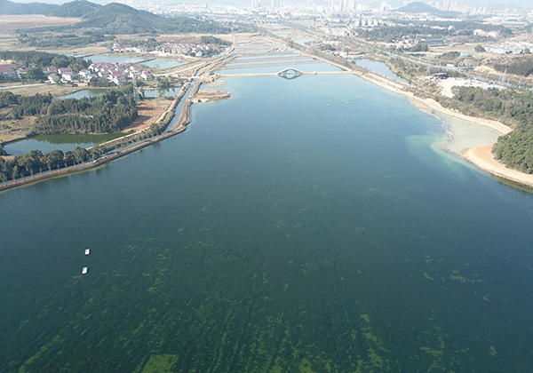 國內縣域廠、網、河、湖一體化綜合治理標桿<br />
<br />
“系統(tǒng)治水、生態(tài)治水、智慧治水，科學治水”治理理念，為江西省水環(huán)境綜合治理提供可復制、可推廣的優(yōu)秀經驗和成熟模式，奮力打造“美麗中國”江西樣板。